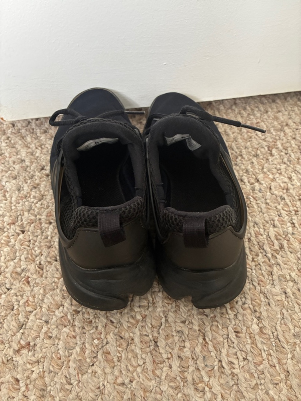 Nike Kids Black Lace-Up Athletic Sneakers - Picture 3 of 9
